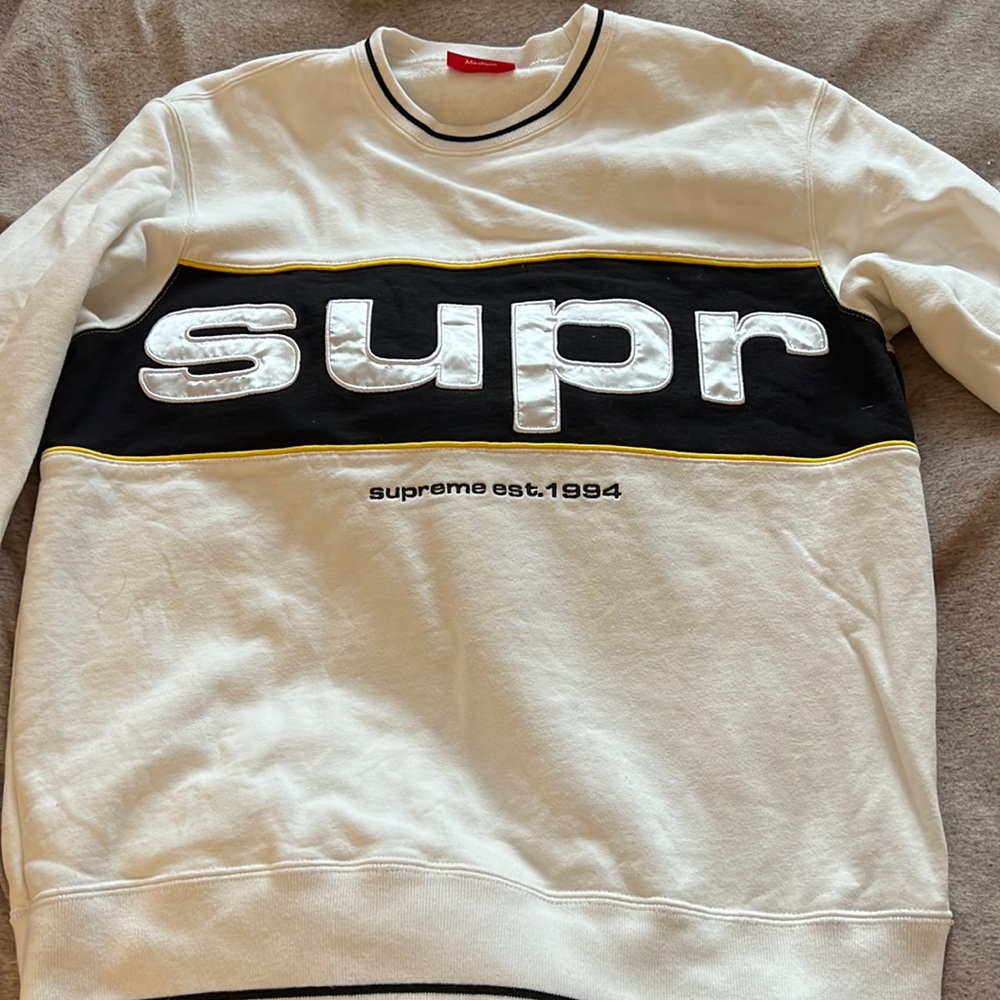 Supreme sweatshirt